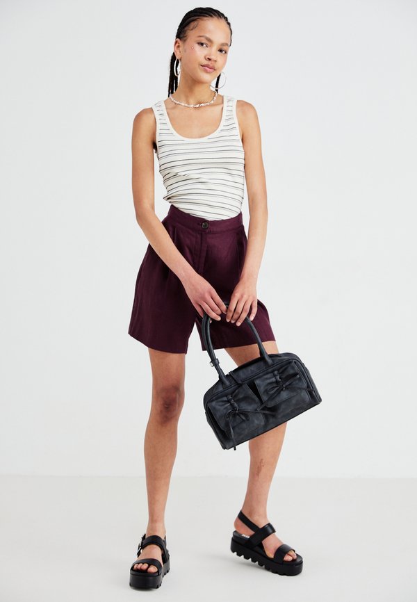 GUBBE RASMIA - Top - turtledove3