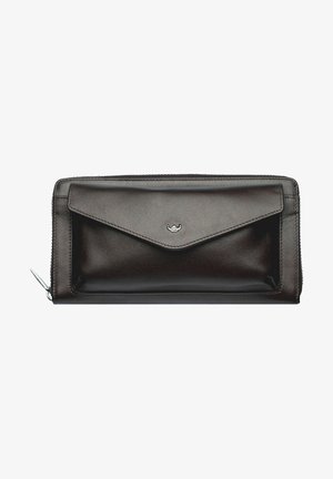 Portefeuille en cuir brun foncé avec une texture lisse, doté d'une fermeture éclair et d'une poche à rabat de style enveloppe avec un accent logo métallique.