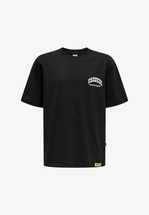 Czarny krótki rękaw T-shirt z napisem "Peanuts Records New York City, NY" na piersi oraz małą żółtą metką Peanuts przy brzegu.