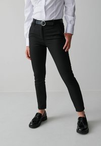Clarks Auduma bikses - black