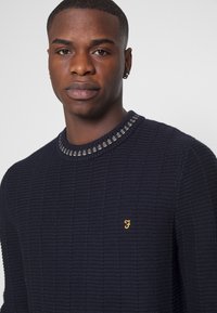 Farah BAYLEY CREW NECK - Camisola - true navy