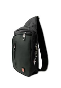 Zwarte stoffen schoudertas met gestructureerd oppervlak, voorzien van een voorste ritsvak, zilveren ritsen en een klein logo accent.