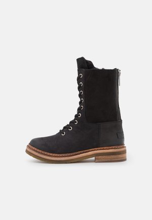 Lace-up ankle boots - black