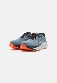 Saucony TRIUMPH 22 - Tenisice za cestovno trčanje - mirage/black