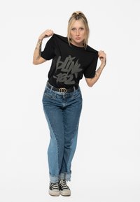 Paradiso Clothing BLINK-182 NEON HI-BUILD - Print T-shirt - black