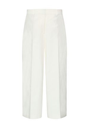 Witte wijde broekspijpen van een gladde stof, met een strak design, plooien aan de voorkant en een lengte tot halverwege de kuit.