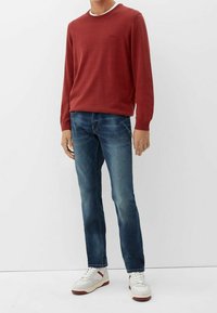 s.Oliver Strickpullover - dark red