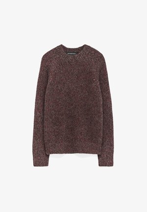 Gebreide trui in donker bordeaux met een gestructureerde afwerking, ronde halslijn en ribgebreide manchetten. Heeft een ontspannen pasvorm en een effen ontwerp.