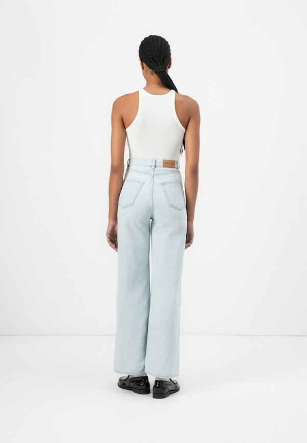 REBECCA  - Relaxed fit jeans - surf spray4