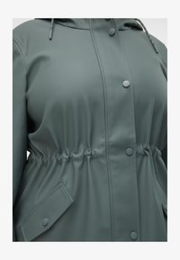 Selected, balsam green