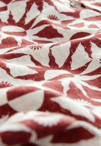 Next REGULAR FIT - SHORT SLEEVE SUN PRINTED - Skjorter - red