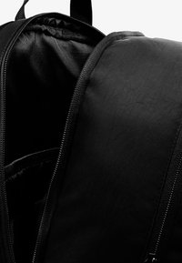 Jordan BACKPACK - Školská taška - black