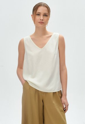 Greenpoint Top - off white