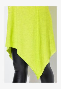 Ausgewählt, neon green