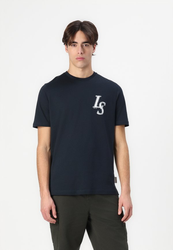 EMBLEM GRAPHIC - Print T-shirt3