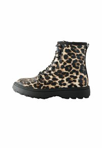 Pigmenterede ankelstøvler i leopardprint med en sort gummisål, snørebåndsdesign, struktureret overflade og en hælflap for nem påtagning.
