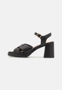 Clarks Sandały na obcasie