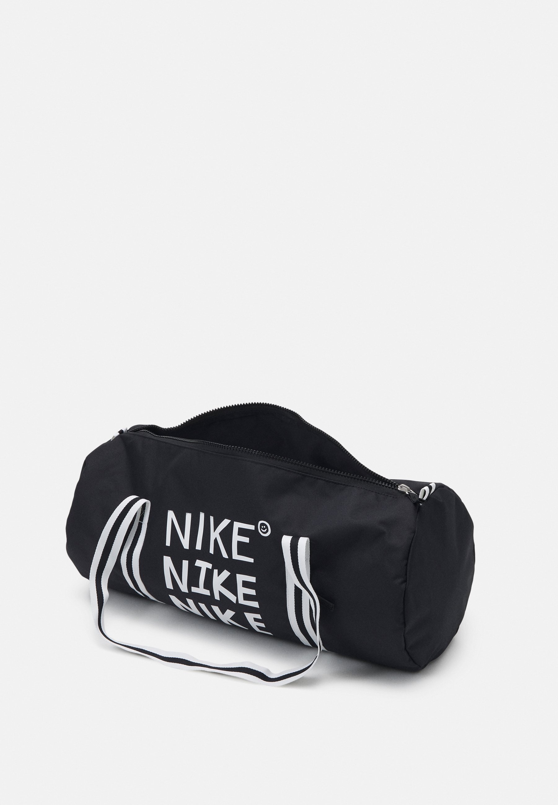 nike heritage sports bag