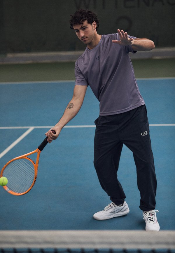 TENNIS PRO TEE - Sports T-shirt - lavender gray