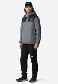 The North Face M ANTORA JACKET - Giacca hard shell - smoked pearl tnf black