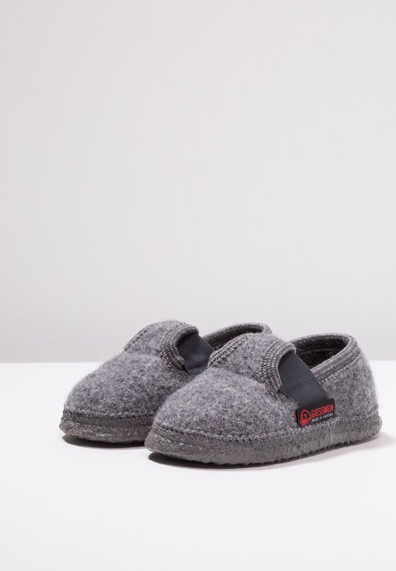 Chaussons Giesswein Turnberg En Laine Mérinos - Enfant Mixte - Semelle Caoutchouc Antidérapante
