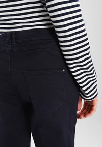 Esprit Chinos - dark blue