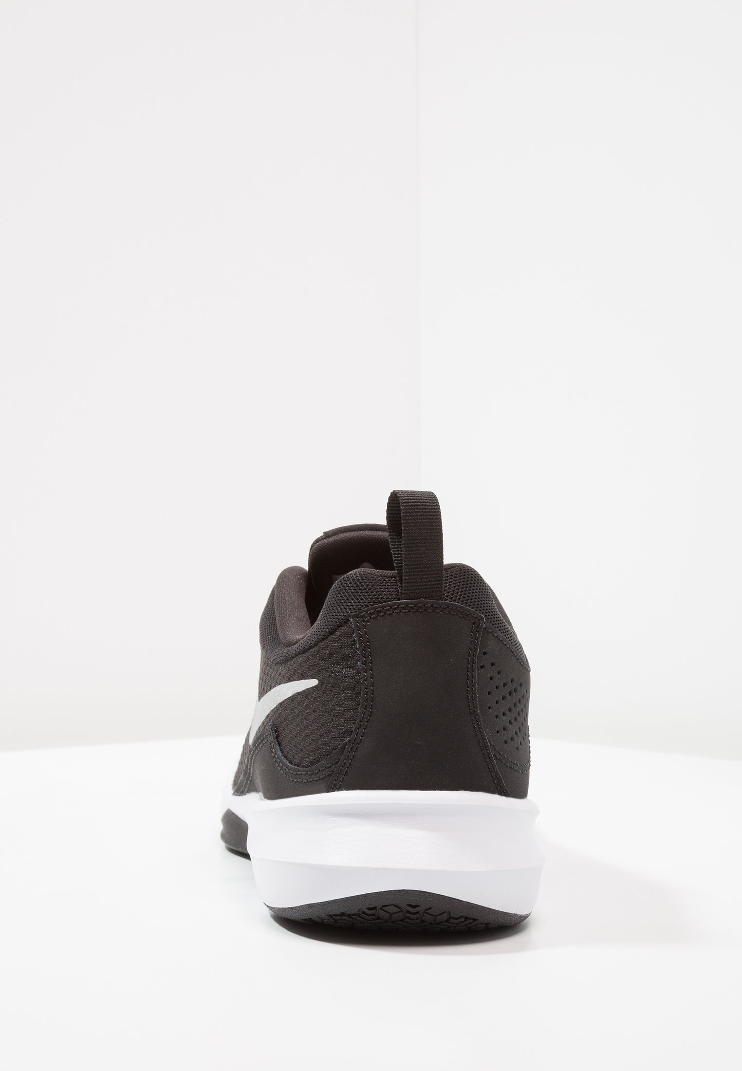 nike performance legend trainer