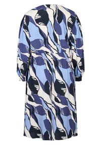 Löysä mekko, jossa on sinivalkoinen abstrakti lehtikuvio, pitkät hihat, kapealle vyötärölle kiristetty malli ja rento istuvuus. Valmistettu kevyestä kankaasta.