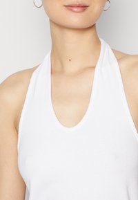 VILA VIFELIA CROSSED NECKTOP  - Top - cloud dancer