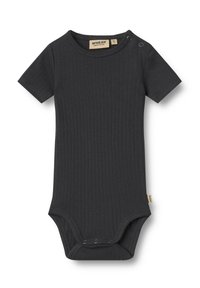 Mörkgrå (ribbad) babybodysuit med korta ärmar, tryckknappar vid axeln och i botten, tillverkad av mjukt tyg, med en varumärkesetikett.