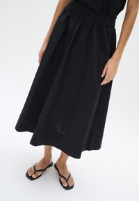 Thumbnail Image 5