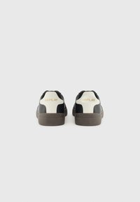 Replay POLYS SCENT - Baskets basses - black/off white