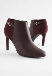 Next FOREVER COMFORTÂ® ROUND TOE SHOE BOOTS - Klassikalised kontsakingad - burgundy red