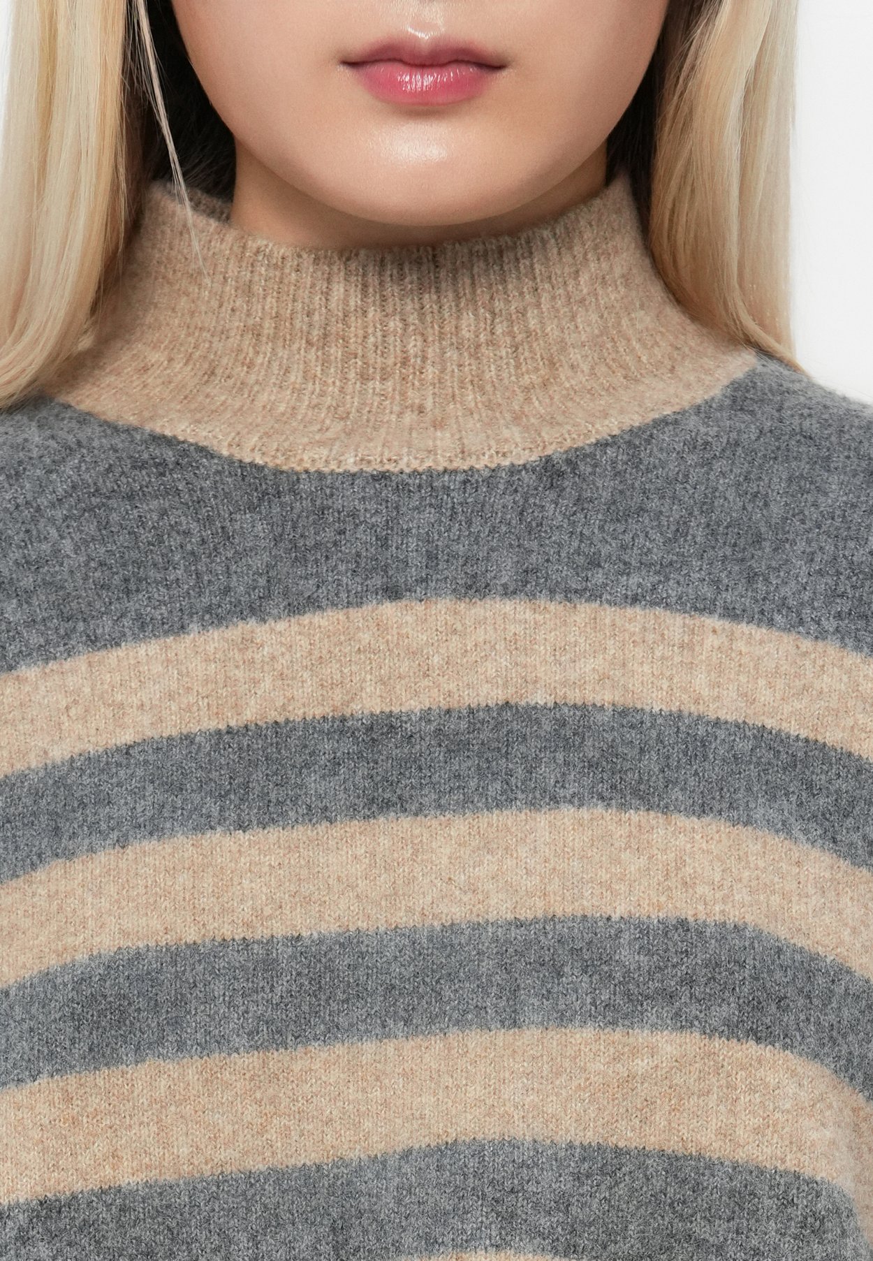 ONLHEIDI HIGH NECK