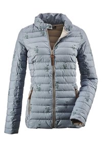 Chaqueta acolchada de color azul claro con estampados florales sutiles, cremallera frontal, cuello alzado con botón a presión y bolsillos laterales con cremallera, parcialmente abierta.