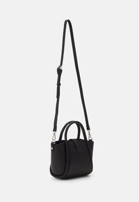 Gina Tricot TUBULAR HANDLE BAG - Håndveske - black