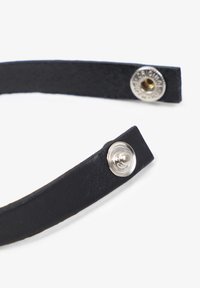 Scalpers Pulsera - black