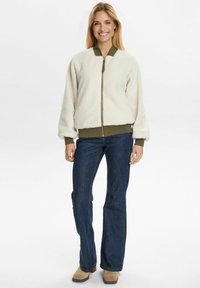 Nümph ETERA REVERSIBLE - Bomberjacke - grape leaf