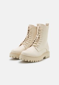 Even&Odd Wide Fit Botins de atacadores - beige