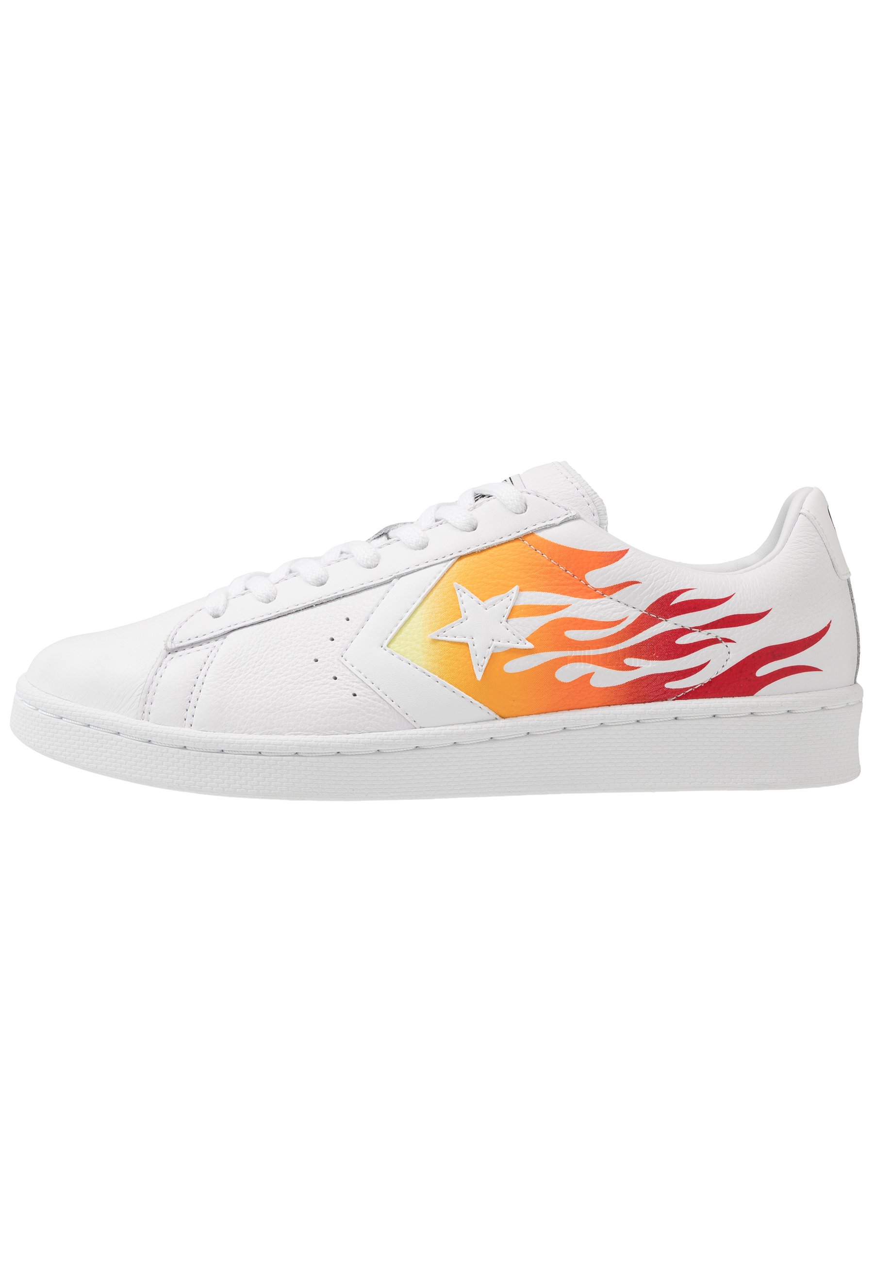 PRO LEATHER Sneakers whitebold mandarinenamel red PRO LEATHER Sneakers whitebold mandarinenamel red