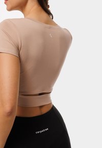 Carpatree EVE - Camiseta deportiva - beige