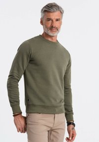 Ombre Felpa - dark olive