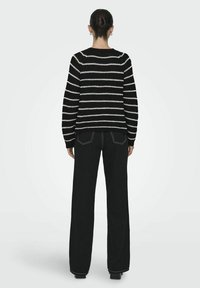 JDY JDYELLEN ONECK RAGLAN - Trui - black
