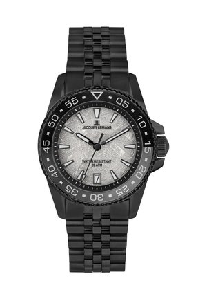 Reloj de pulsera de metal negro con esfera plateada texturizada, marcadores de hora y agujas luminiscentes, bisel giratorio, ventana de fecha a las 6 en punto, resistente al agua 20 ATM.