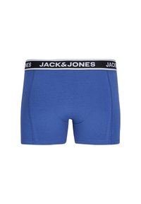 Boxers reais azuis com uma cinta preta apresentando a marca "JACK&JONES" em branco. Feitos de um material suave e elástico com um design ajustado.