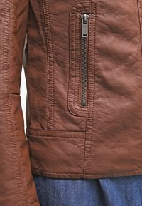 Even&Odd Kunstlederjacke - cognac