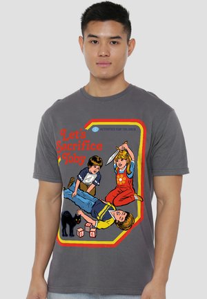 Man wearing gray T-shirt with cartoon showing two children, one holding a knife over a third lying down, with text "Let's Sacrifice Toby."