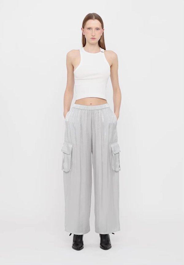 TROUSER - Cargo trousers - mirror3