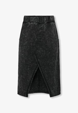 Gonna di denim nera con spacco frontale, vita elastica e tasche laterali. Presenta una finitura leggermente testurizzata e un design alla lunghezza del ginocchio.