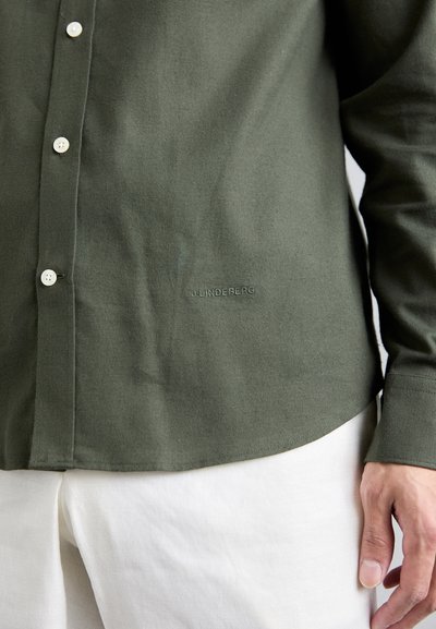 J.LINDEBERG Shirt - forest green